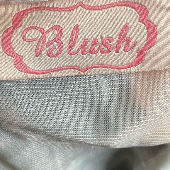 Blush boutique pink and blue floral deep vneck keyhole shift dress size medium - Picture 5 of 7